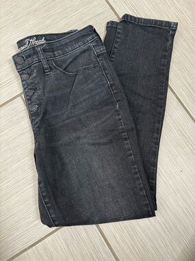 Universal Thread High-Rise Black Skinny Jeans